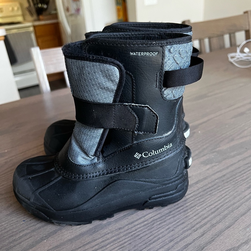 Columbia Youth Boots